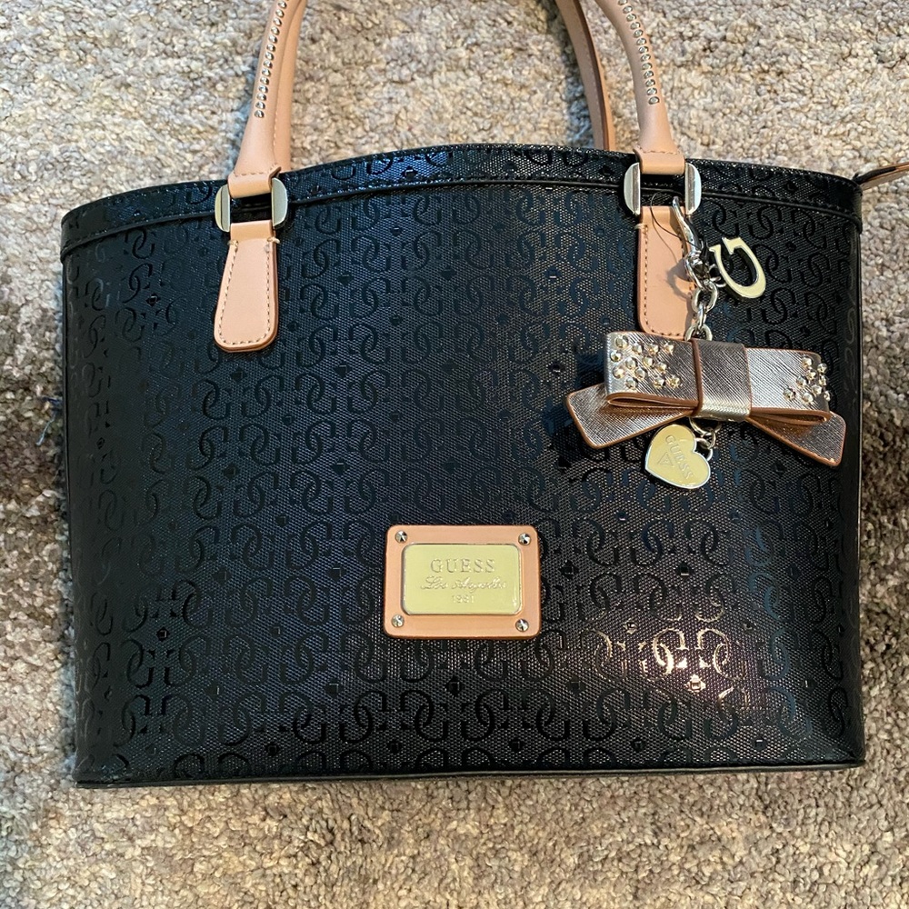 Guess purse